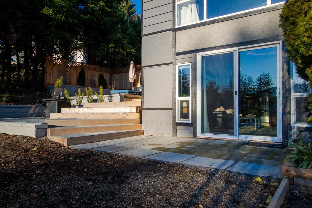 Bright Private Suite Near Departure Bay Beach ナナイモ エクステリア 写真